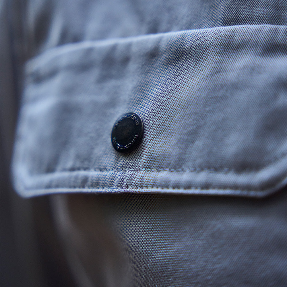 Bellowed Chest Pockets with Snap Closure