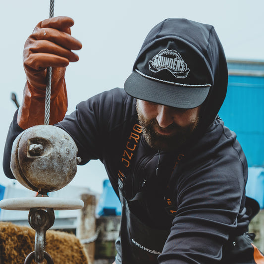 Apex Predator Rope Trucker Black Front View – Grundens