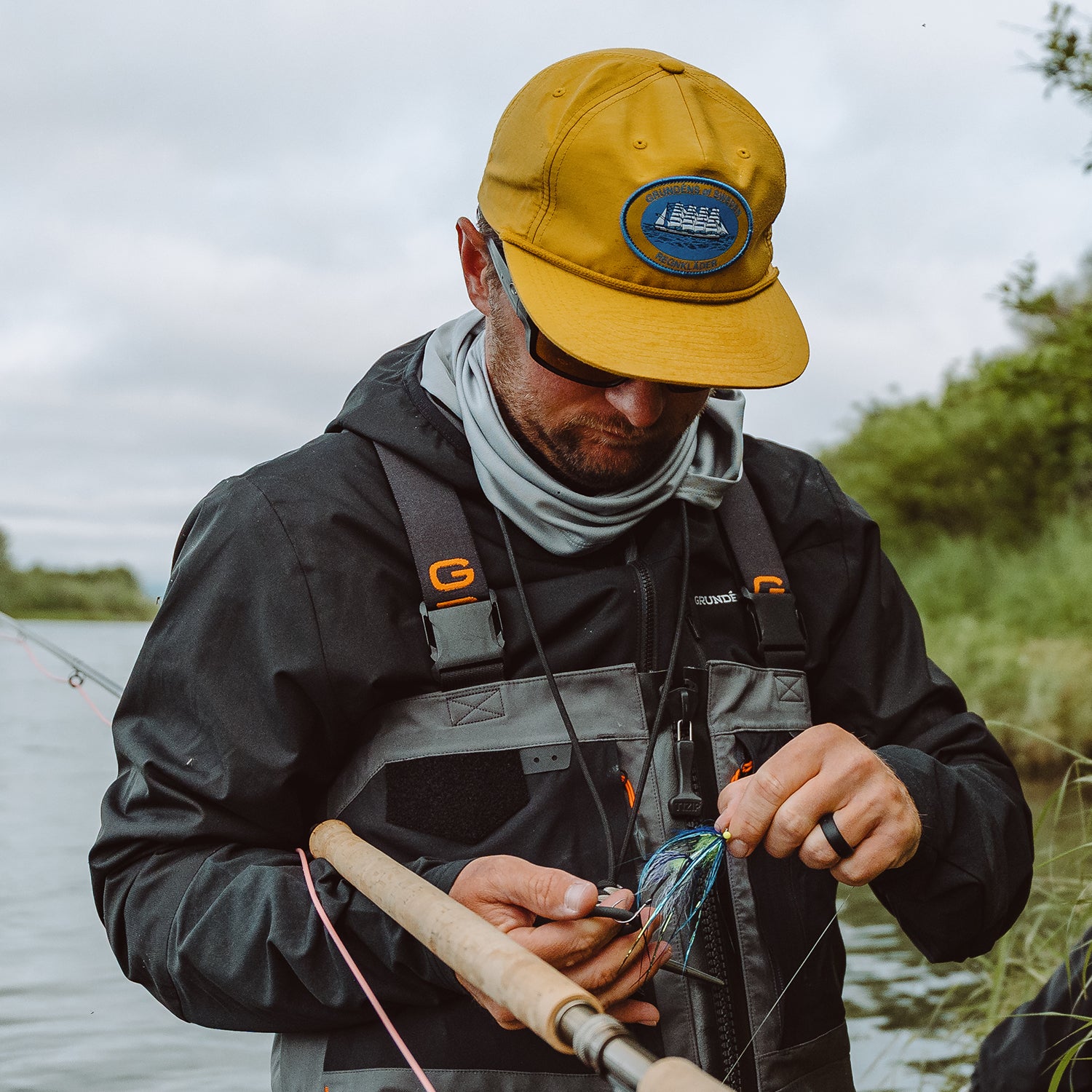 Regnkläder Rope Trucker Whiskey Front View – Grundens