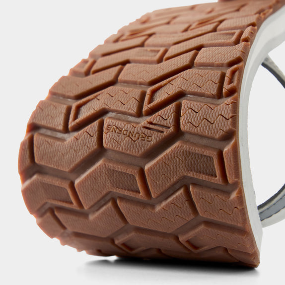 Razor-Siped, Non-Marking Natural Gum Rubber Outsole Provides Excellent Wet/Dry Traction