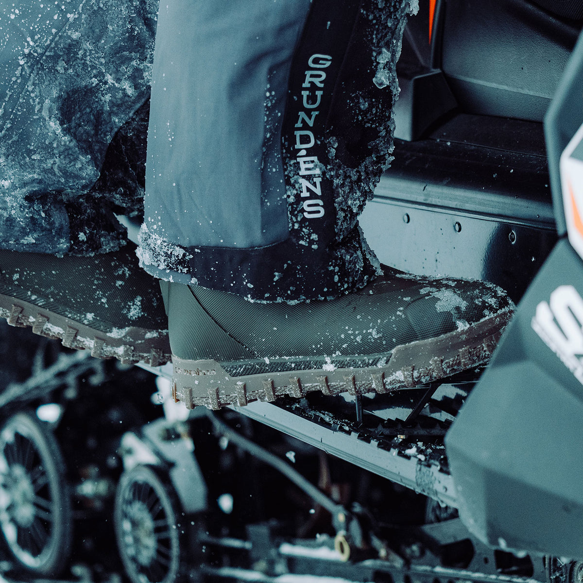 Deviation Thermo Tall Boot