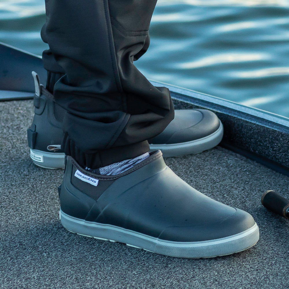 Grundéns Deck-Boss Slip Ons