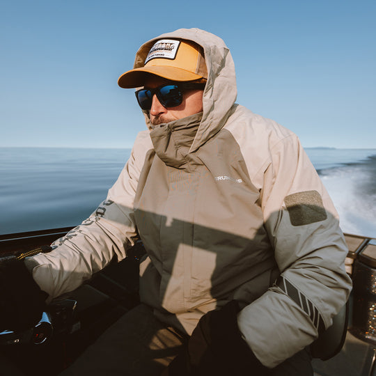 LIGHTWEIGHT WATERPROOF