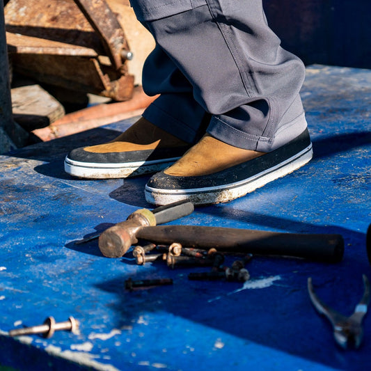 Freeboard Leather Chukka Anchor Product View – Grundens