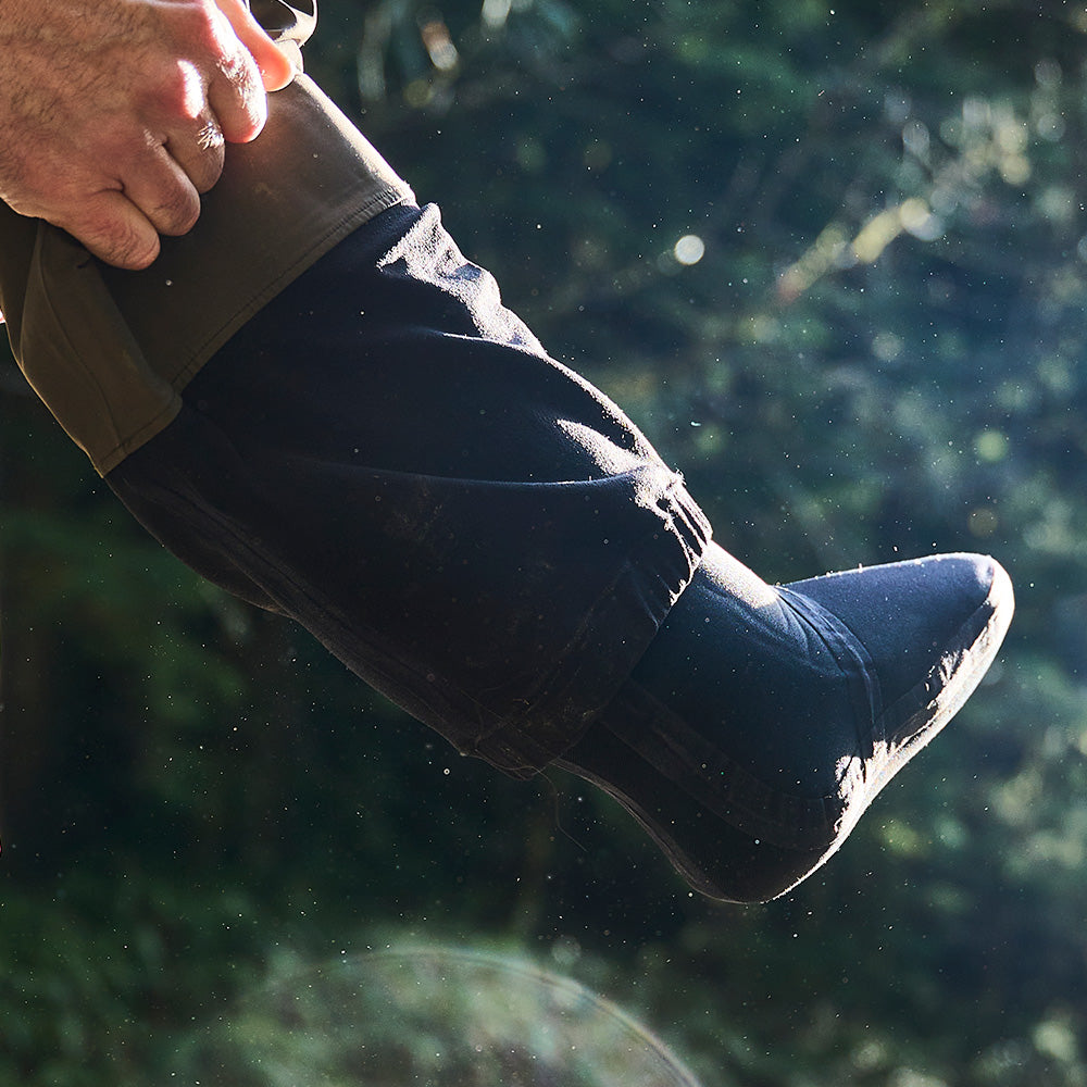 use two layers of Titanium-Alpha to increase heat retention back to the body up to 40%.